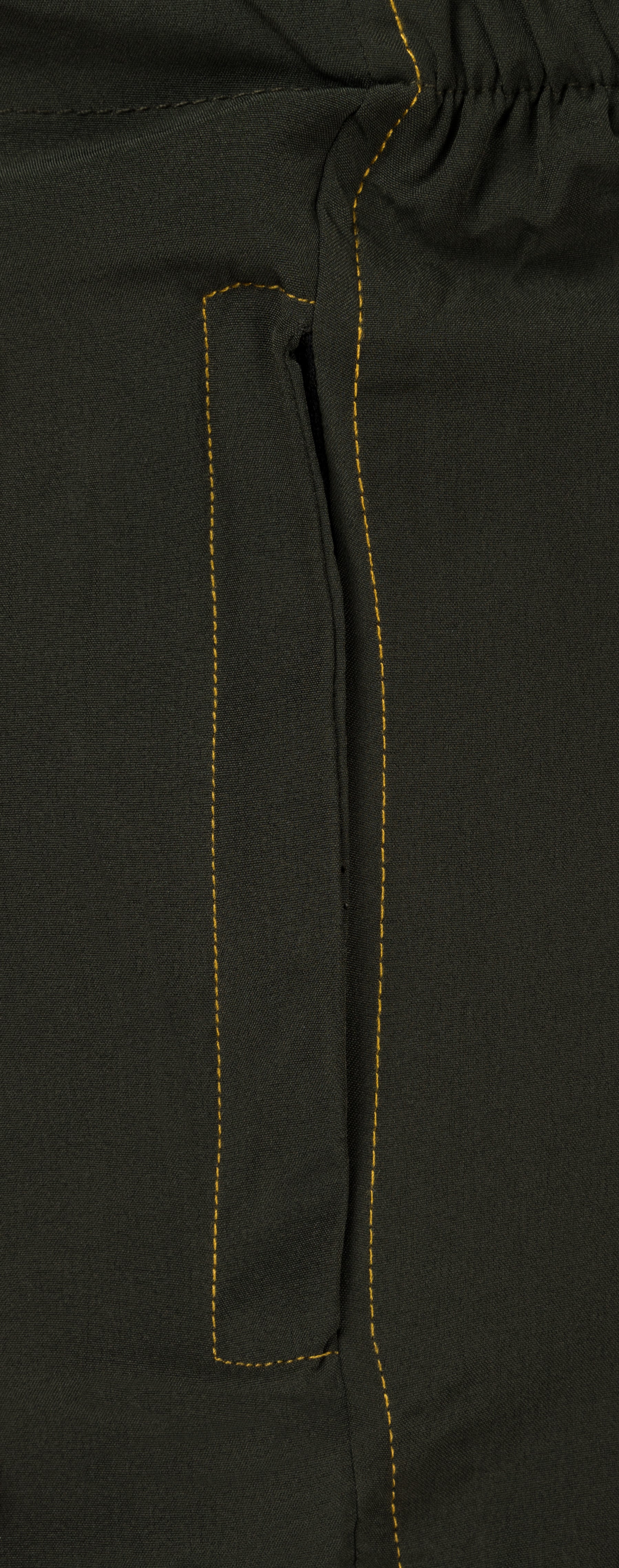 Reesh Emerald Onyx Male Scrub Set